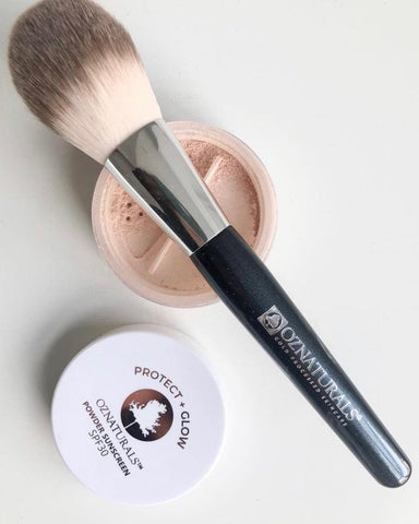SOFT POWDER BRUSH - OZNaturals